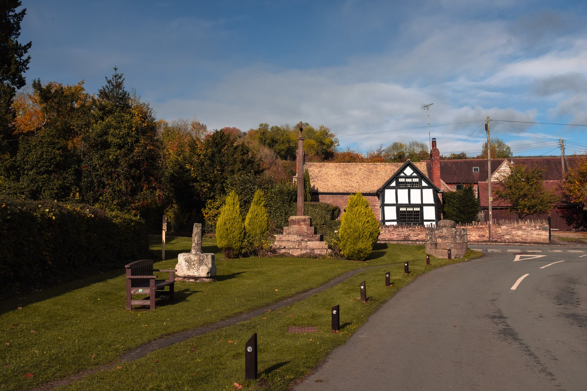 war memorial and tudor house