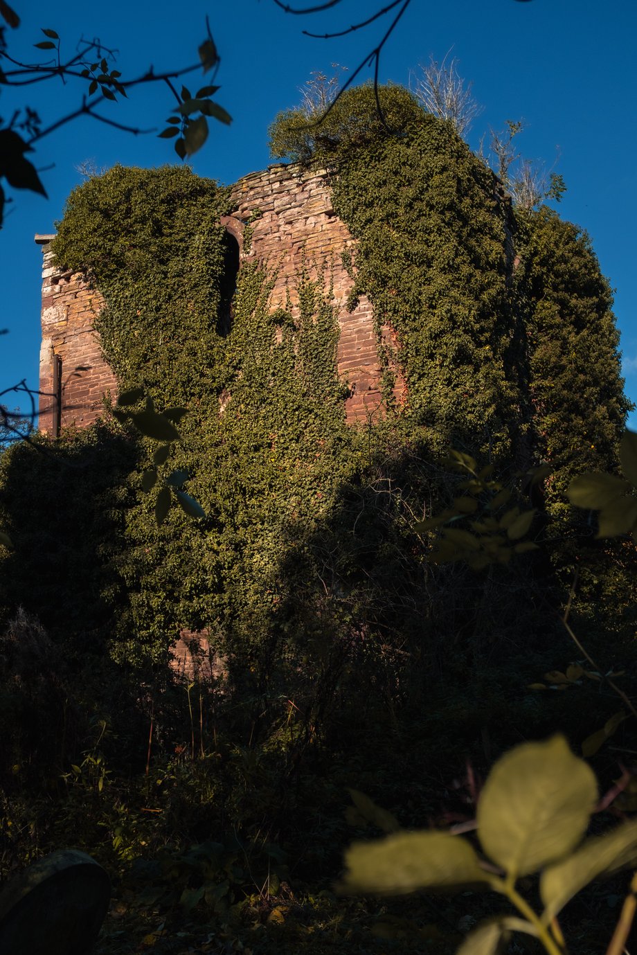 ruined church of st mary, avenbury
