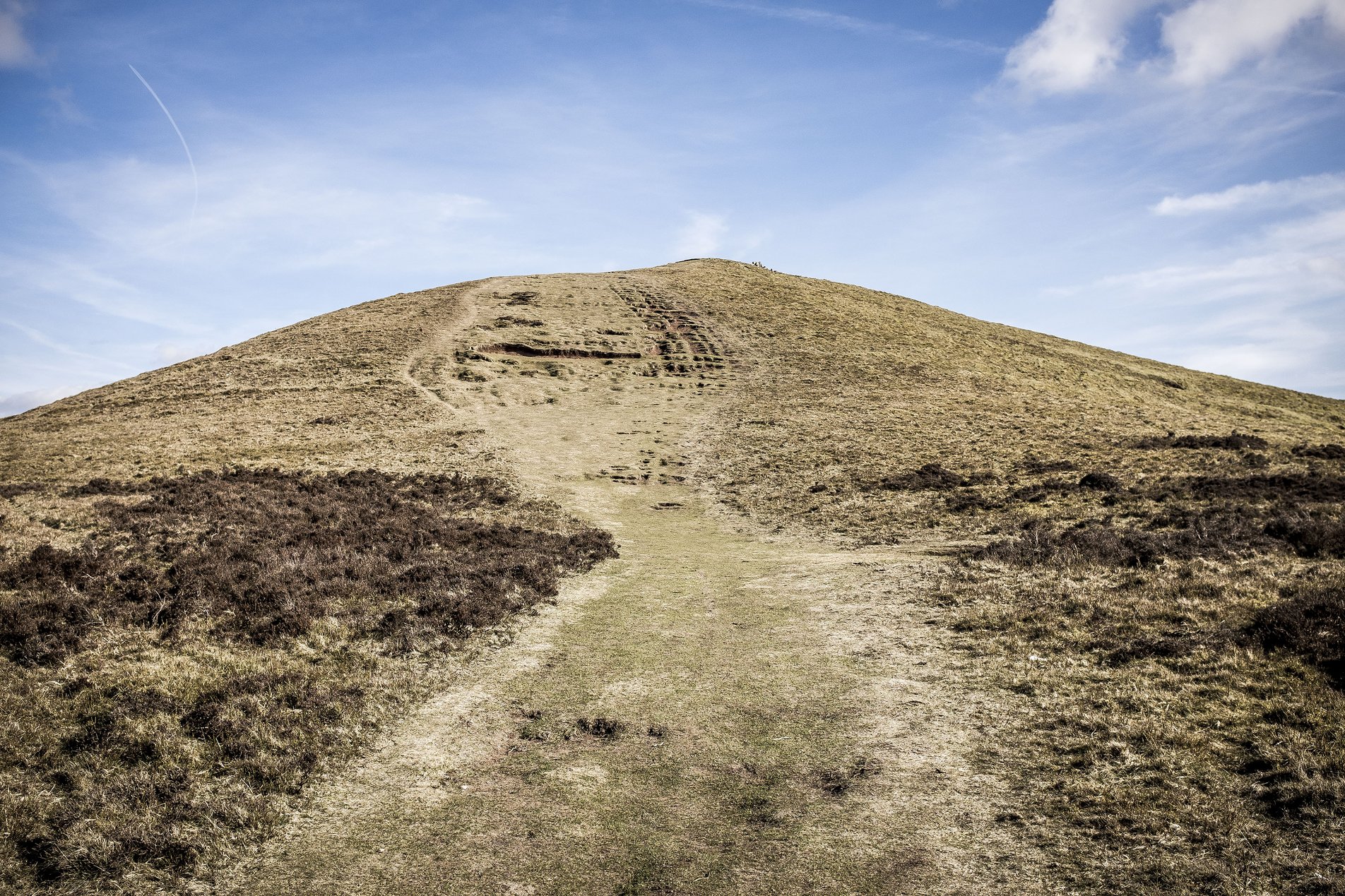 path up sugar loaf mountian, wales